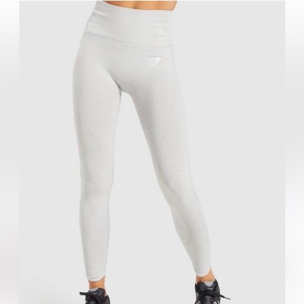 Gymshark Vital Seamless Leggings size medium light grey